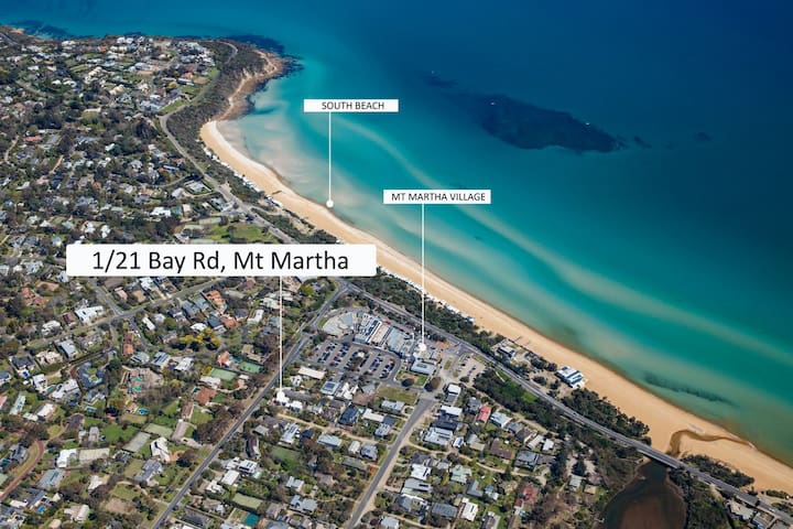 4 Bedroom House – 300m to Mt Martha Beach and Village