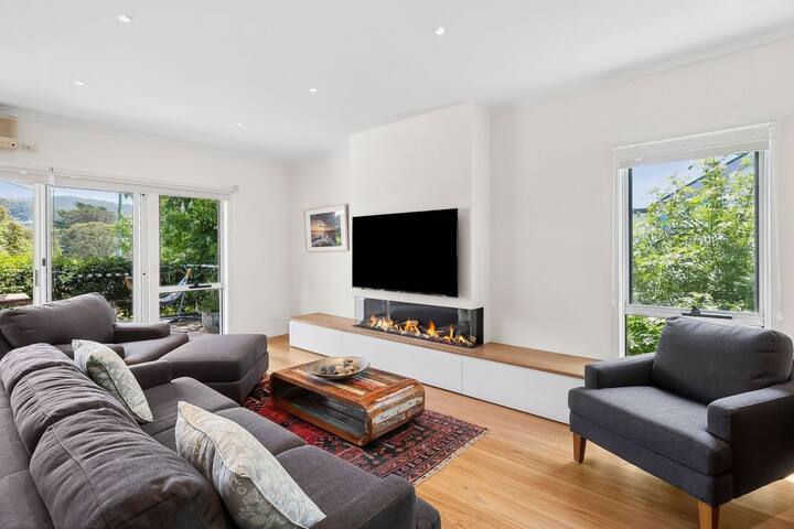 Luxury Lorne gallery image 5