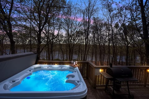 No Guest Fees, Lakefront, Hot Tub, Indoor Pool