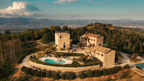 Successful Airbnb property: Celle Tower in Monte Santa Maria Tiberina