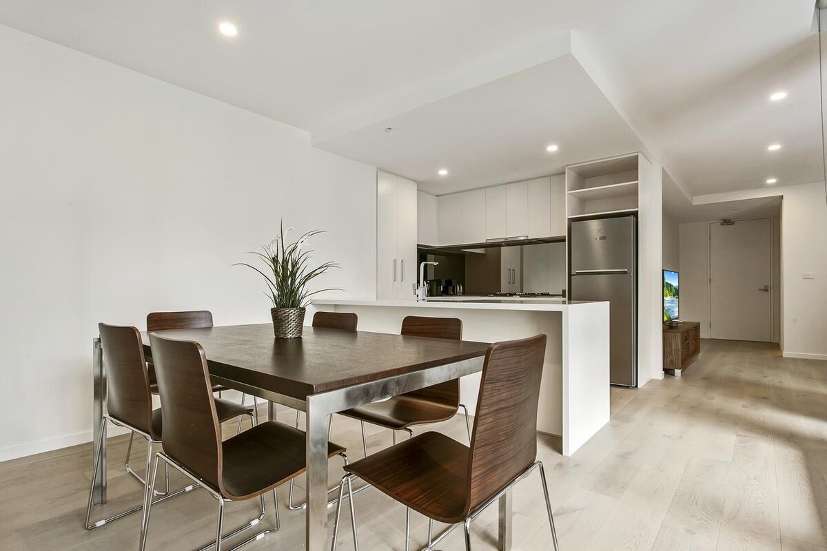 Executive 3 Bedroom Apartment - 2 Night Minimum - Serviced apartments ...