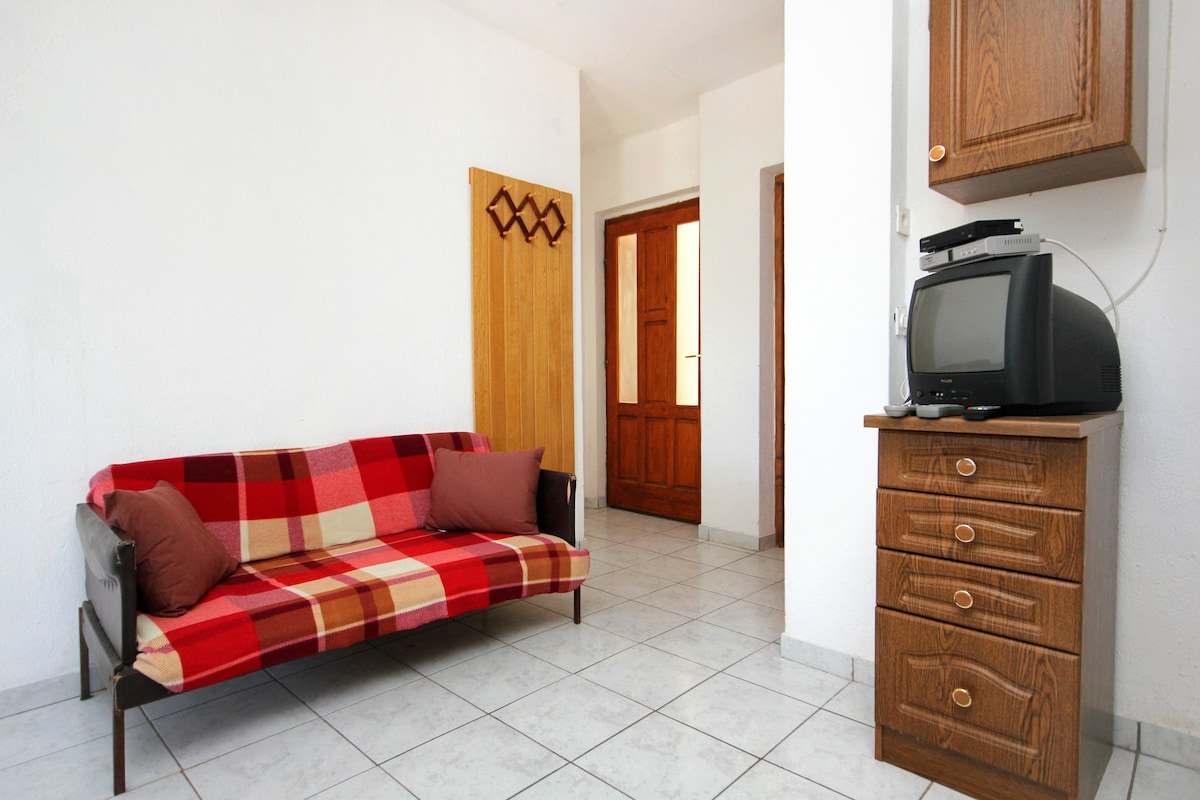 סלון, שטח: 4 מ"ר