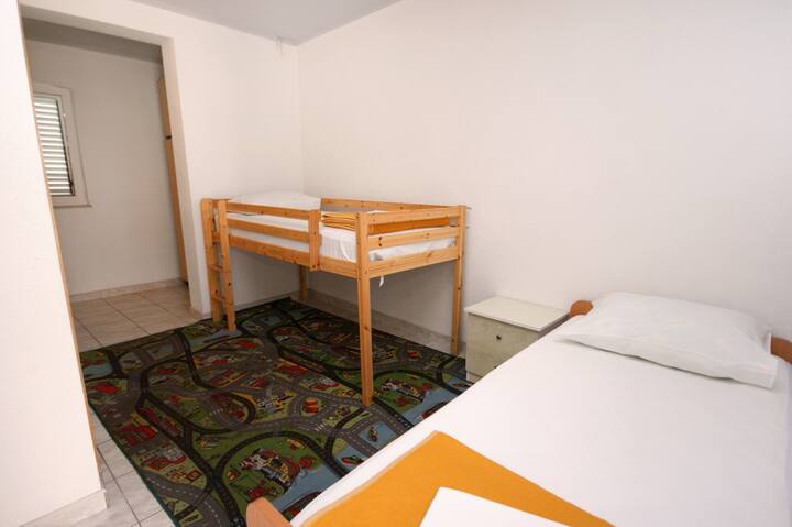 Dormitorio 2, Superficie: 13 m²