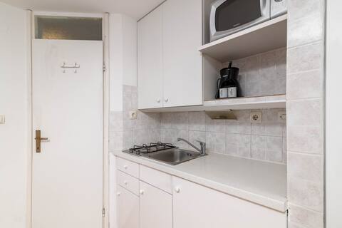 Top performing Airbnb: AS-7148-a Studio with terrace in Bašanija