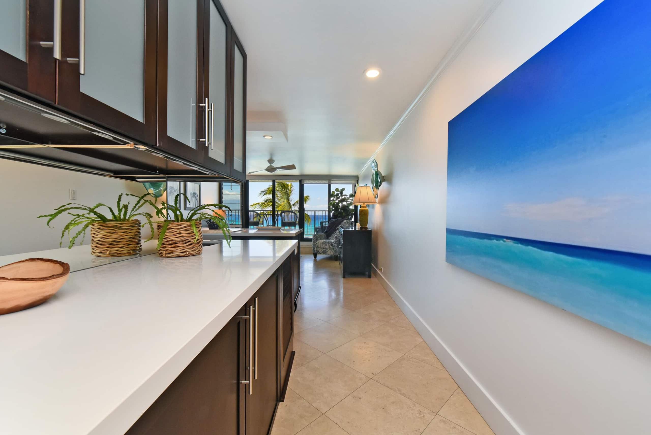 Condo in Lahaina · ★4.86 · 1 bedroom · 1 bed · 1 bath - Image 27