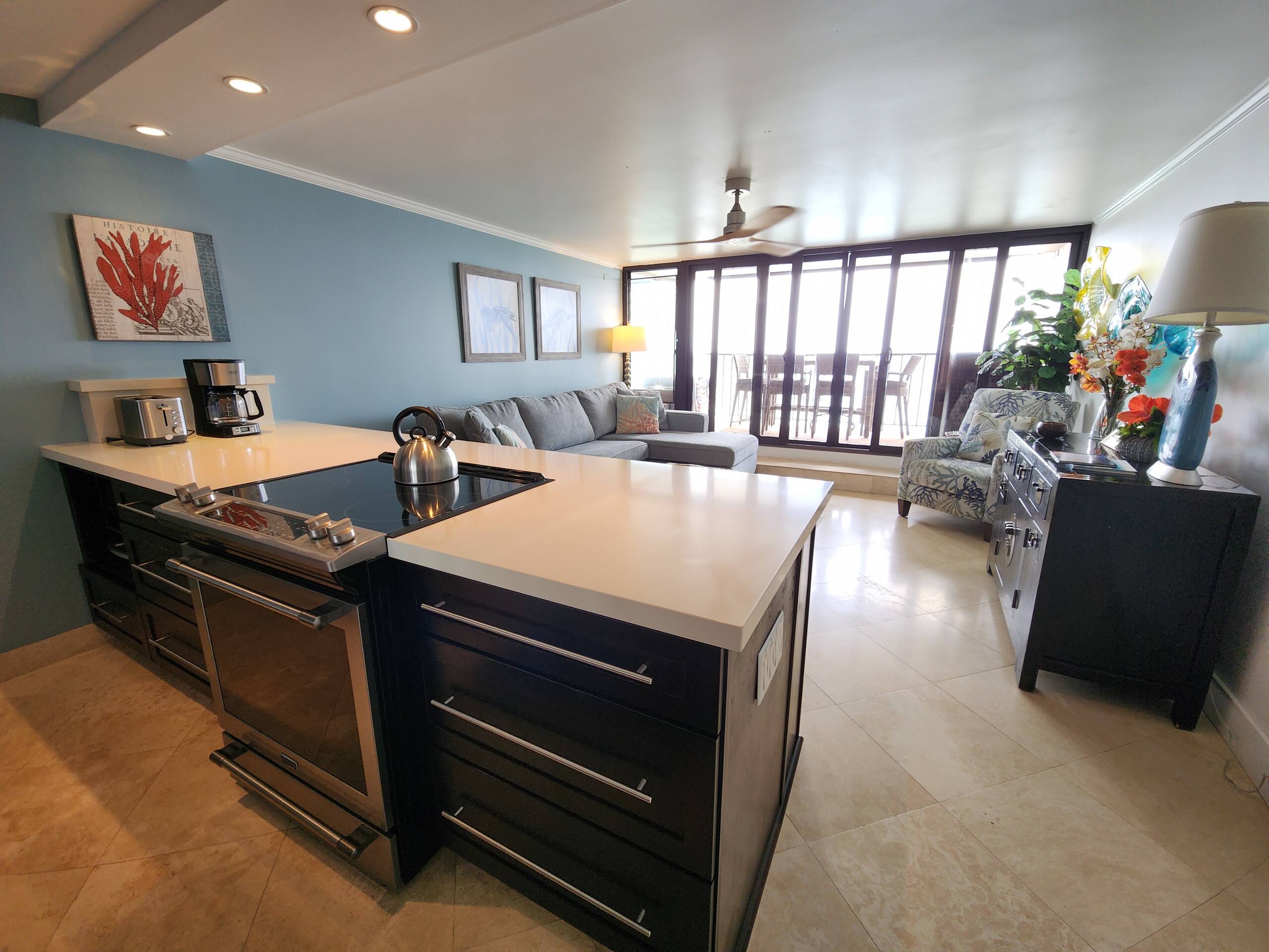 Condo in Lahaina · ★4.86 · 1 bedroom · 1 bed · 1 bath - Image 13