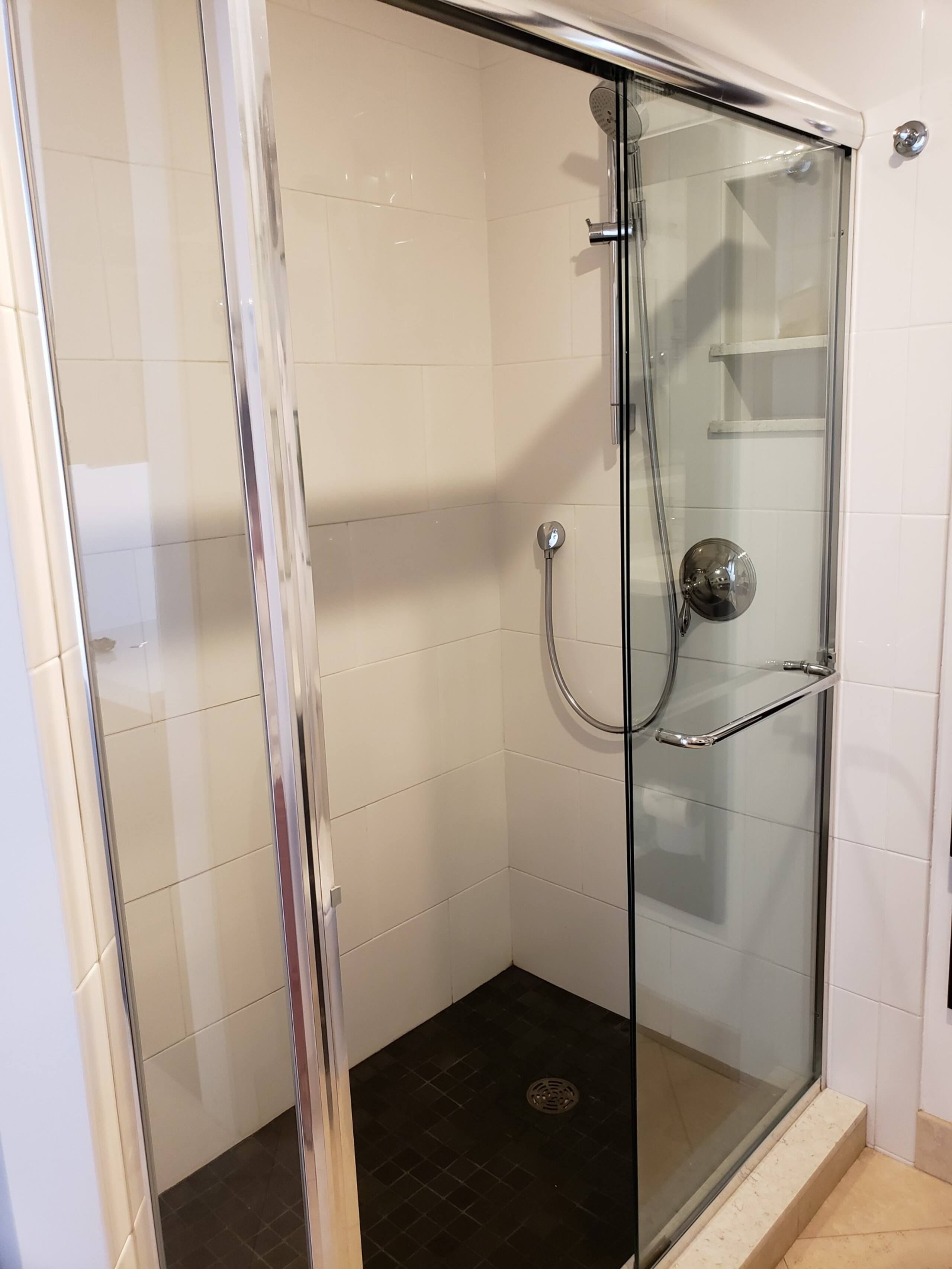 Condo in Lahaina · ★4.86 · 1 bedroom · 1 bed · 1 bath - Image 44