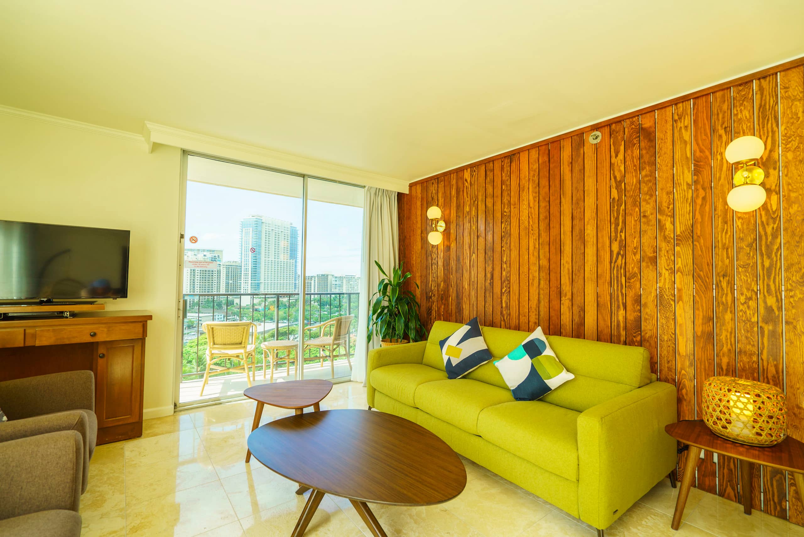 Condo in Honolulu · ★4.69 · 2 bedrooms · 3 beds · 2 shared baths - Image 22