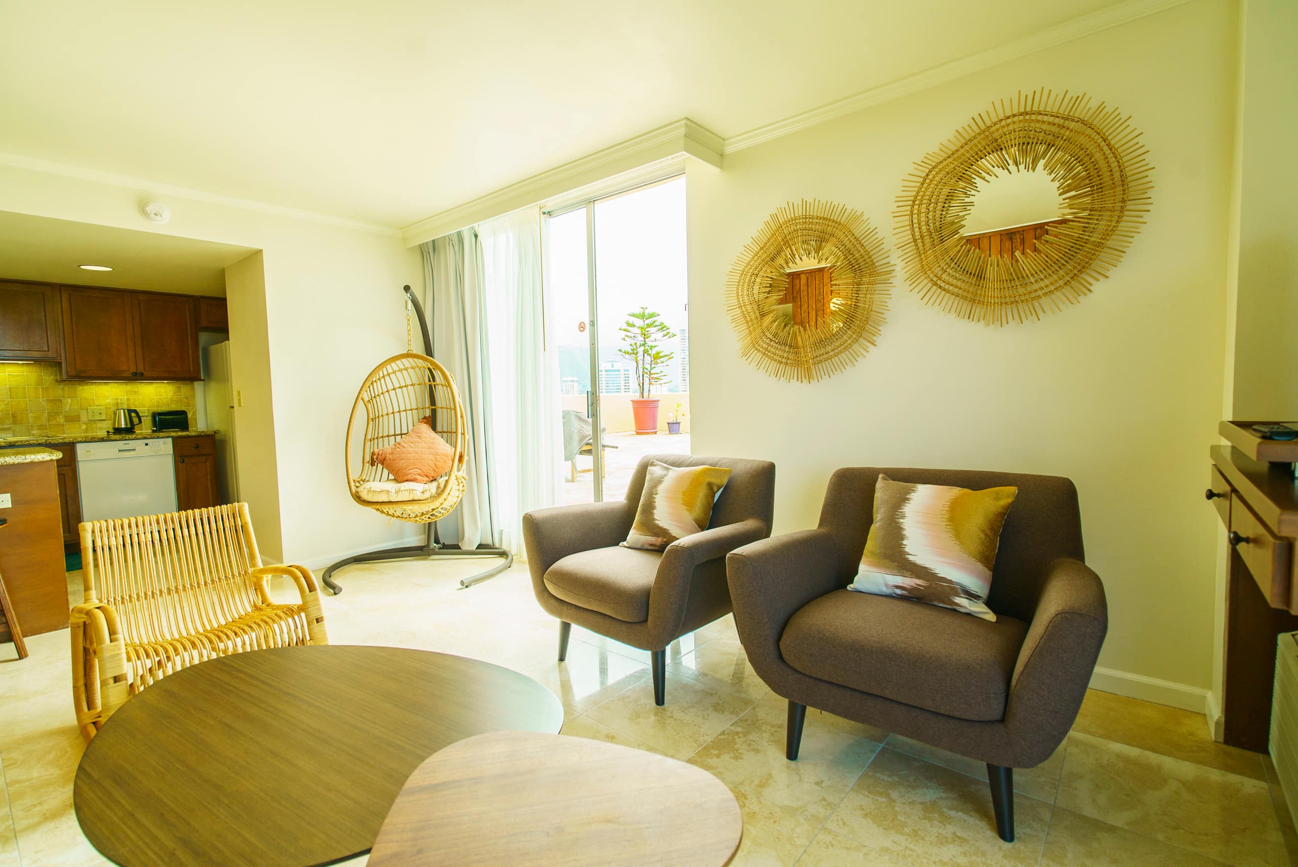Condo in Honolulu · ★4.69 · 2 bedrooms · 3 beds · 2 shared baths - Image 23