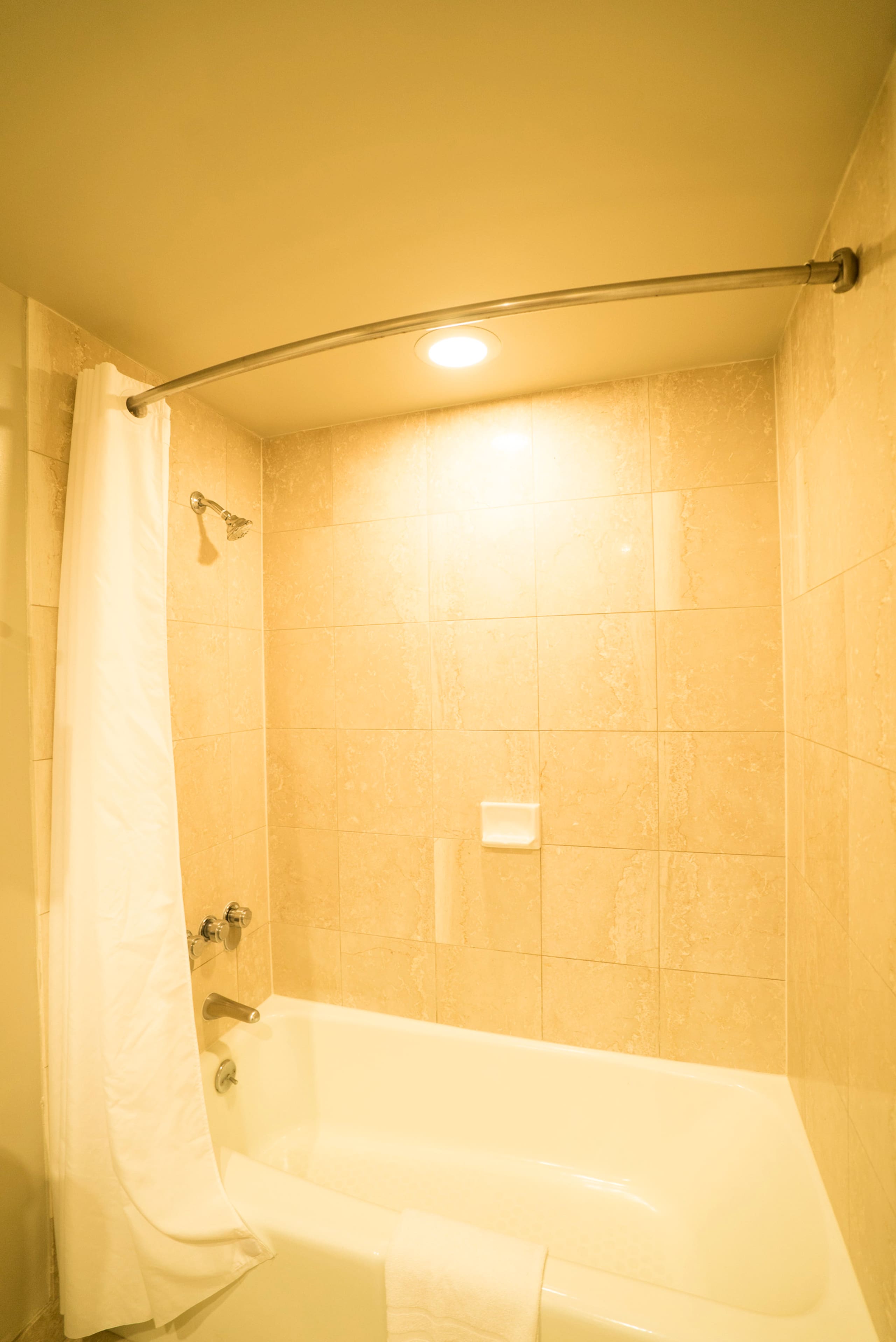Condo in Honolulu · ★4.69 · 2 bedrooms · 3 beds · 2 shared baths - Image 42