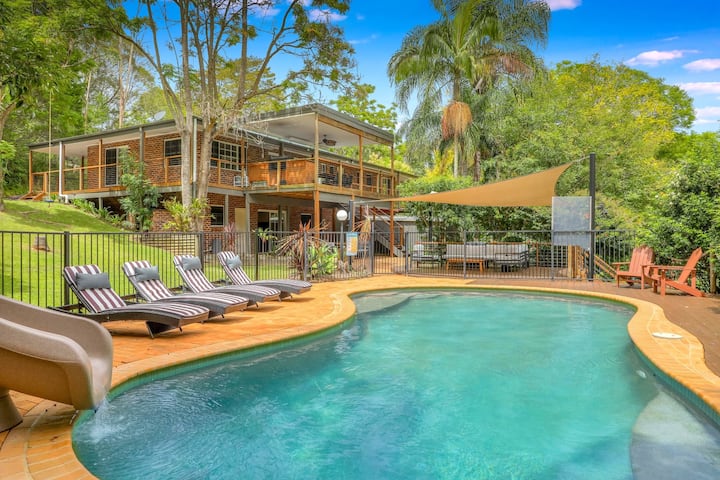 Mini Horses|Heated Pool w Slide|Family Acreage