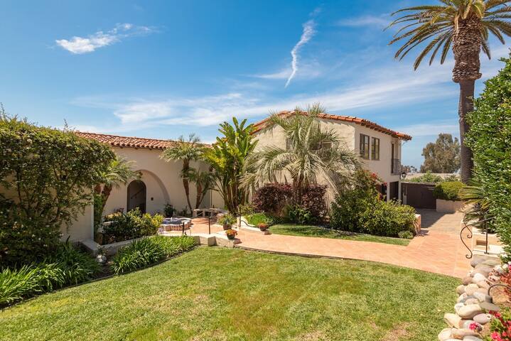 Amazing La Jolla Views with Pool & Spa! gallery image 4