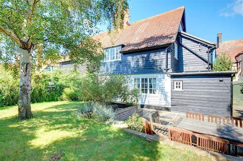 Top Airbnb: 5 Bed in Thorpeness (oc-whin2) in Aldringham Cum Thorpe