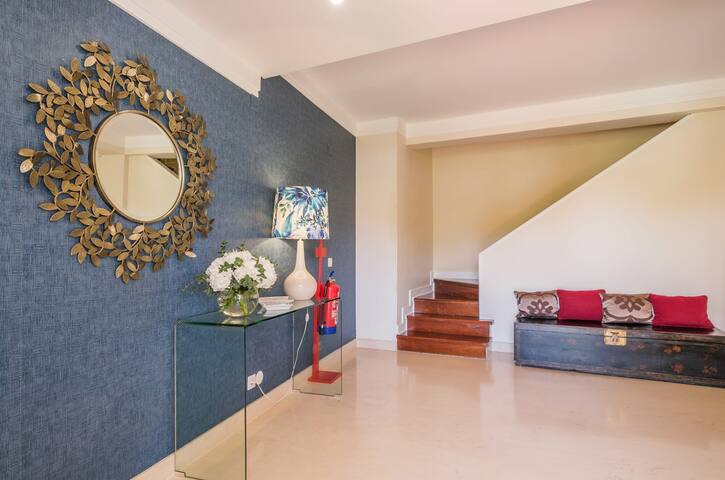 Portugal Portfolio – Seafront Beach Villa – Unit 2 gallery image 3