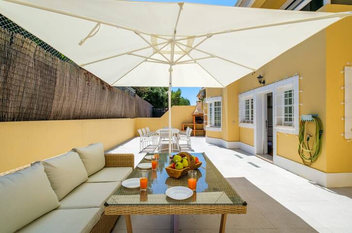 Portugal Portfolio – Seafront Beach Villa – Unit 2 gallery image 2