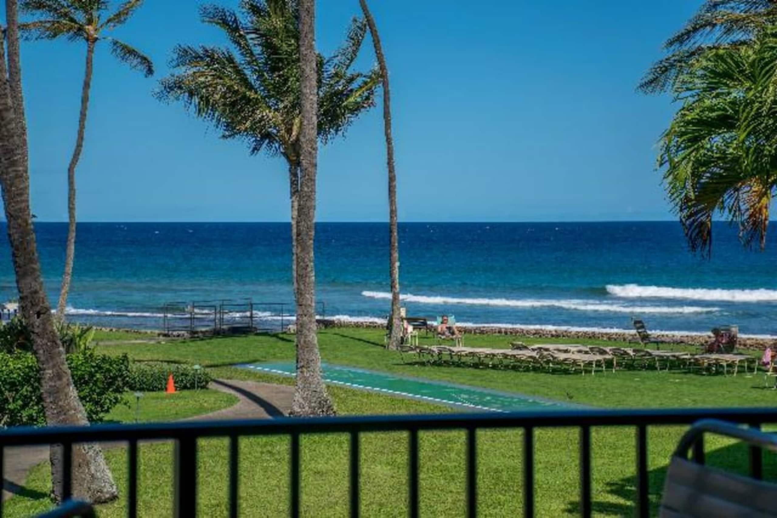 Best Location in Complex with Incredible View - Image 37