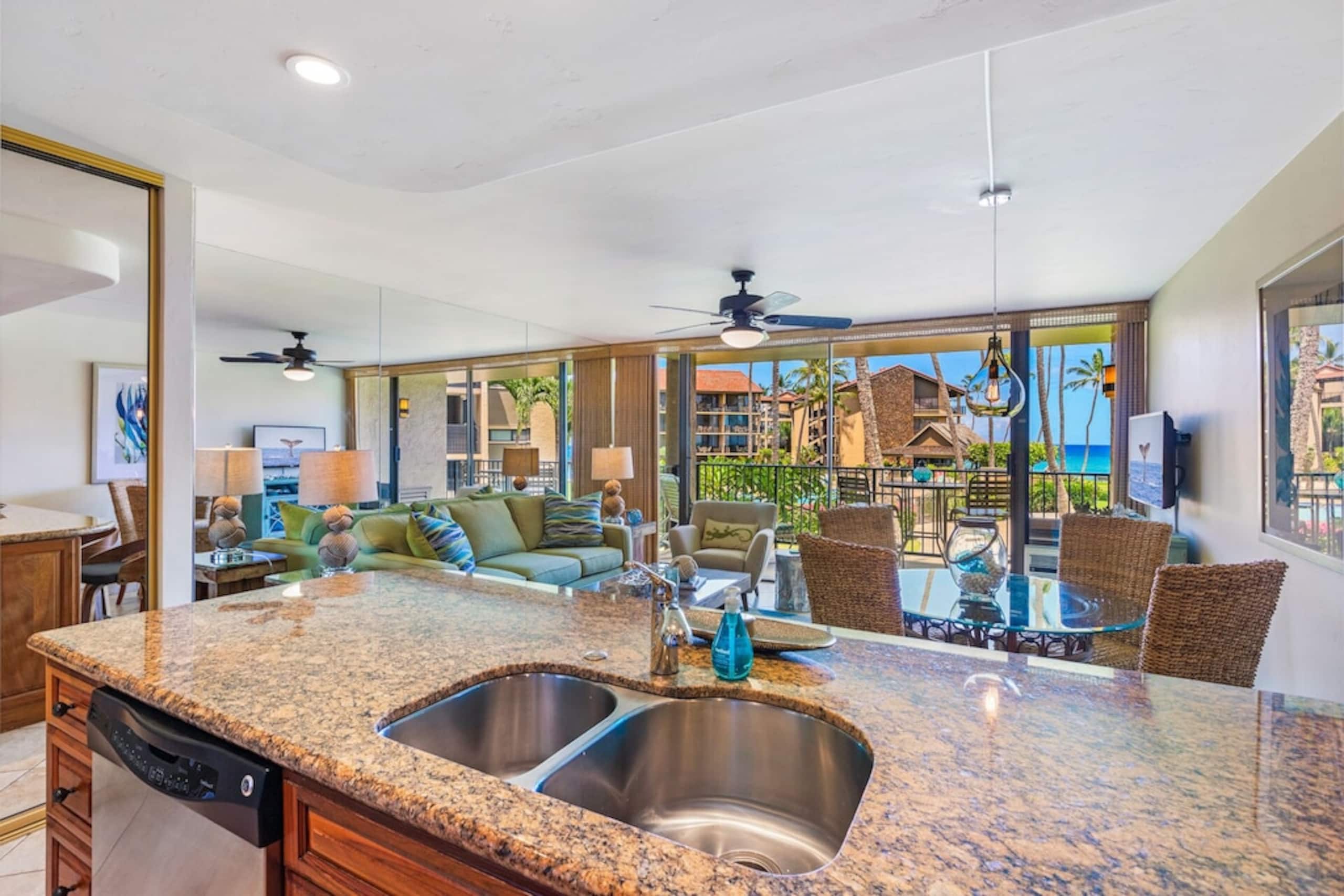 Best Location in Complex with Incredible View - Image 17