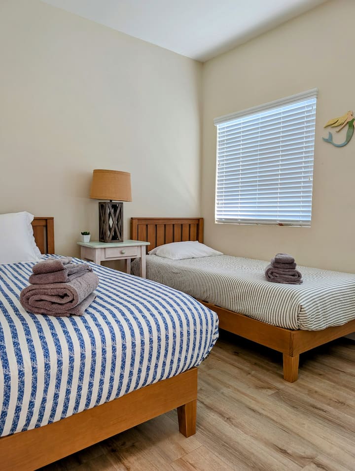 Kitengo B, vitanda viwili viwili