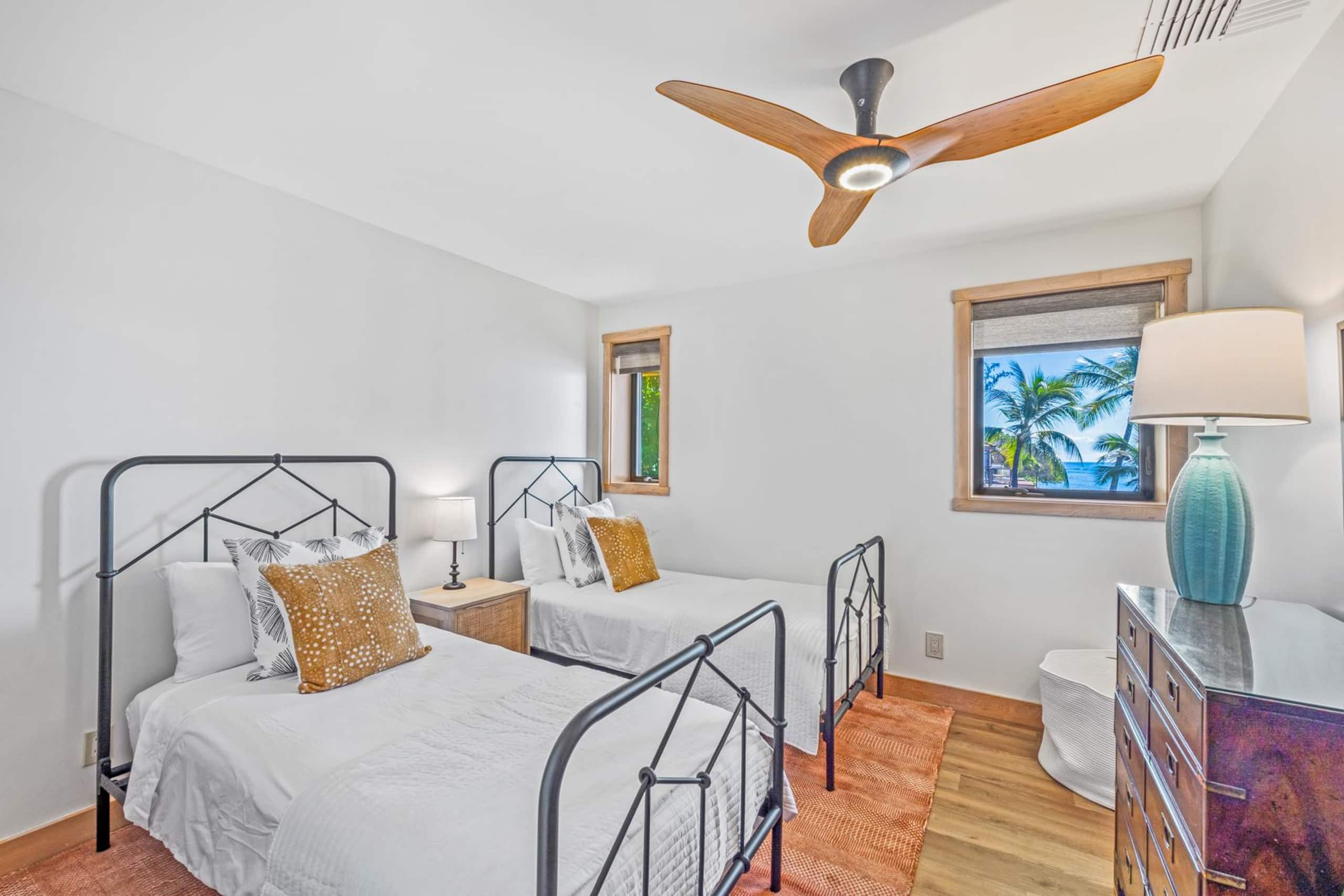 Condo in Lahaina · ★4.93 · 4 bedrooms · 5 beds · 3 baths - Image 17