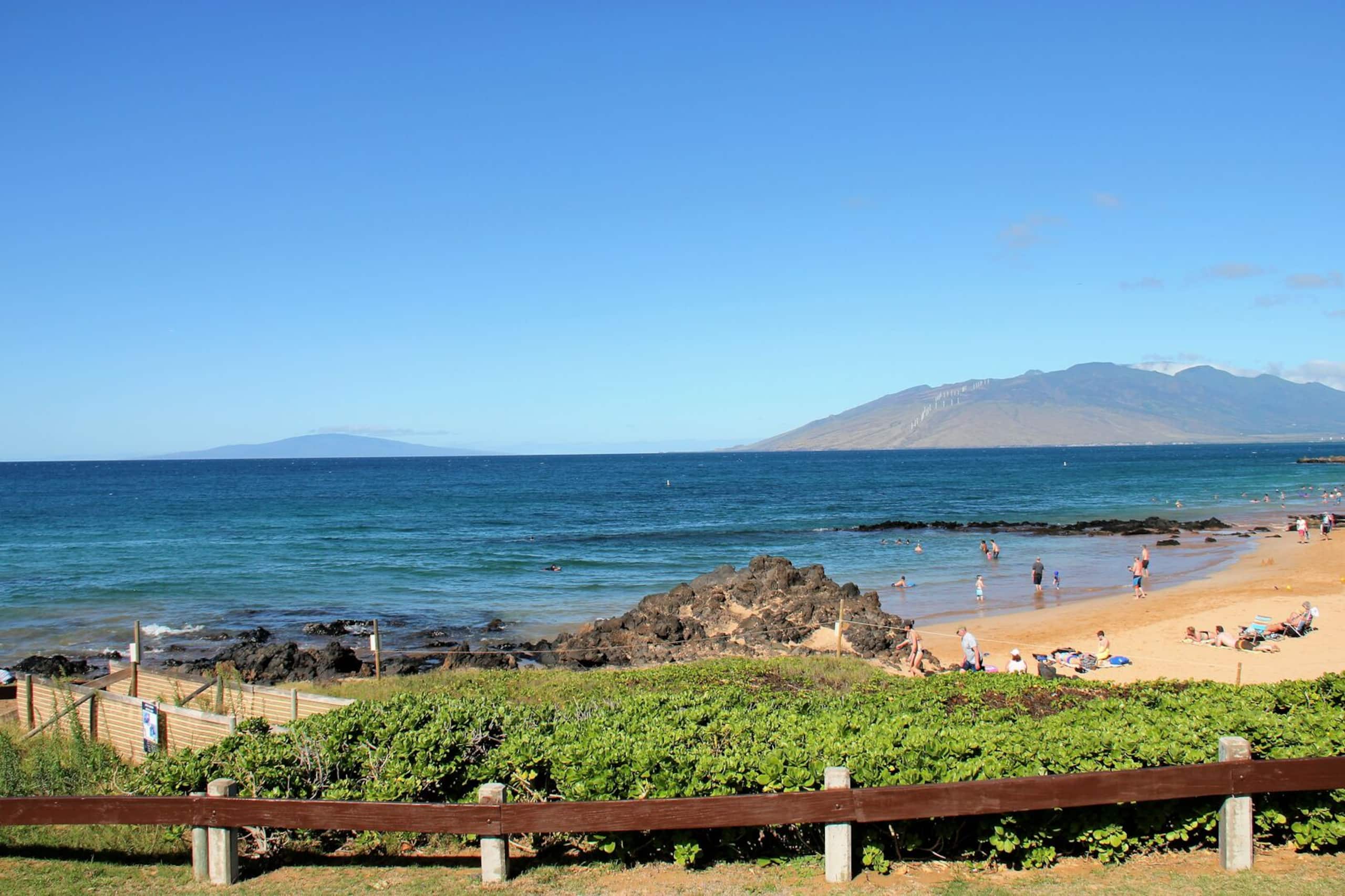 Condo in Kihei · ★4.75 · 2 bedrooms · 3 beds · 2 baths - Image 40