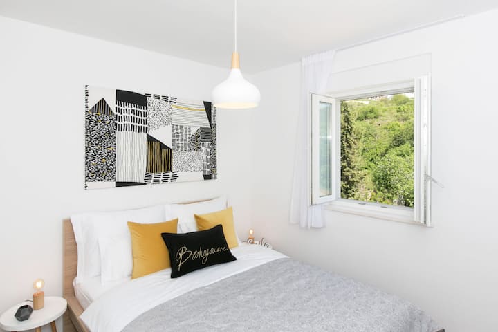 غرفة النوم 1