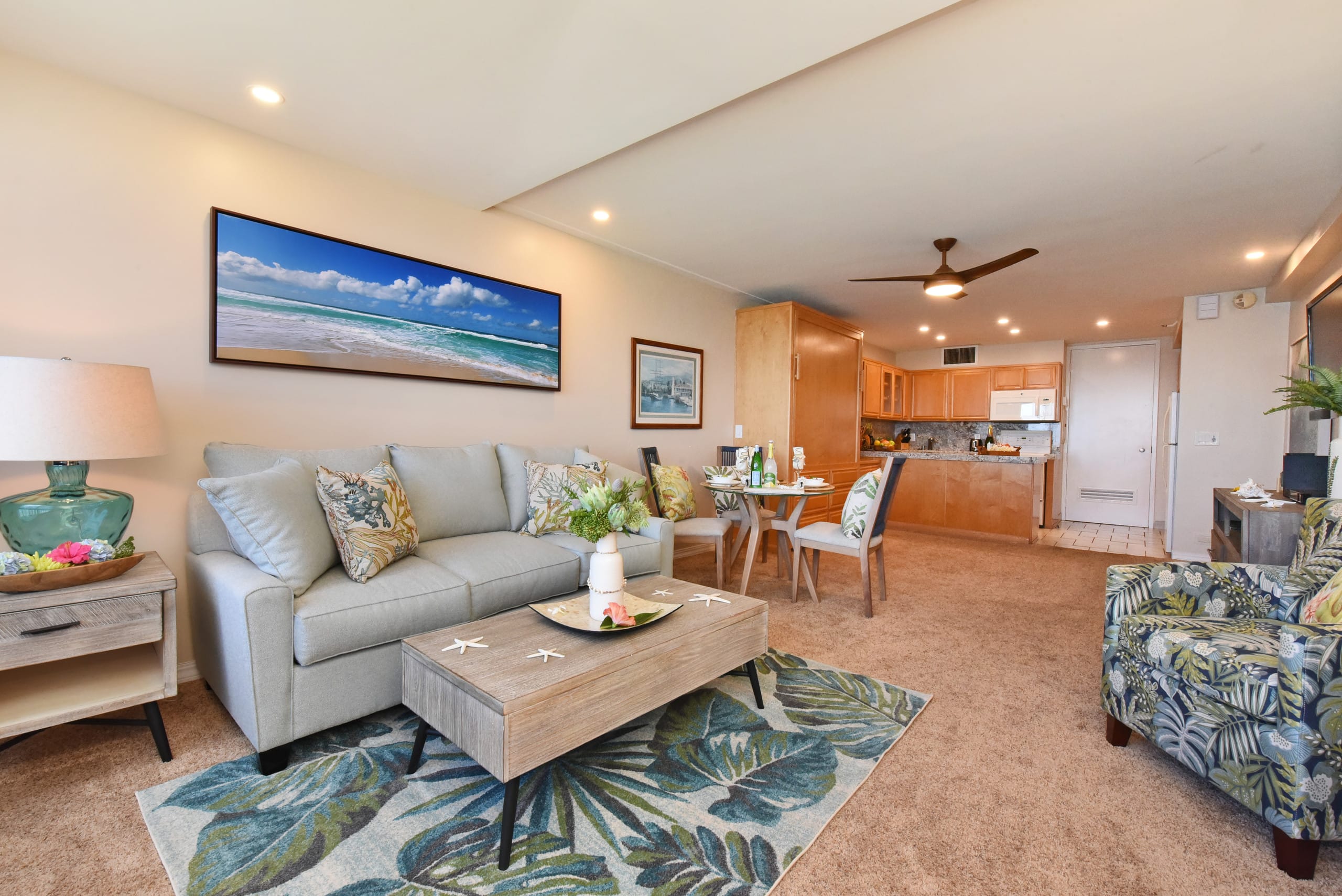 Condo in Lahaina · ★4.58 · 1 bedroom · 2 beds · 1 private bath - Image 11