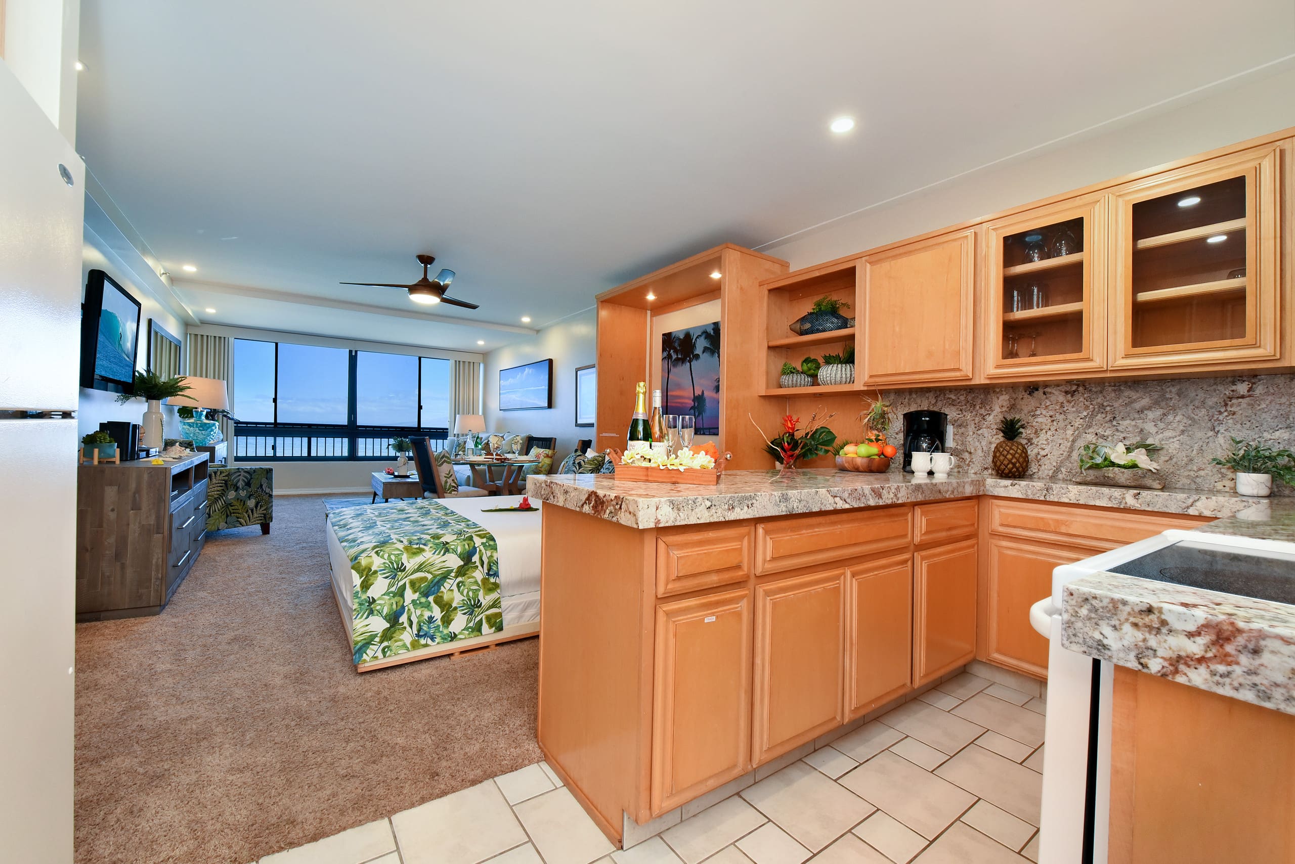 Condo in Lahaina · ★4.58 · 1 bedroom · 2 beds · 1 private bath - Image 20