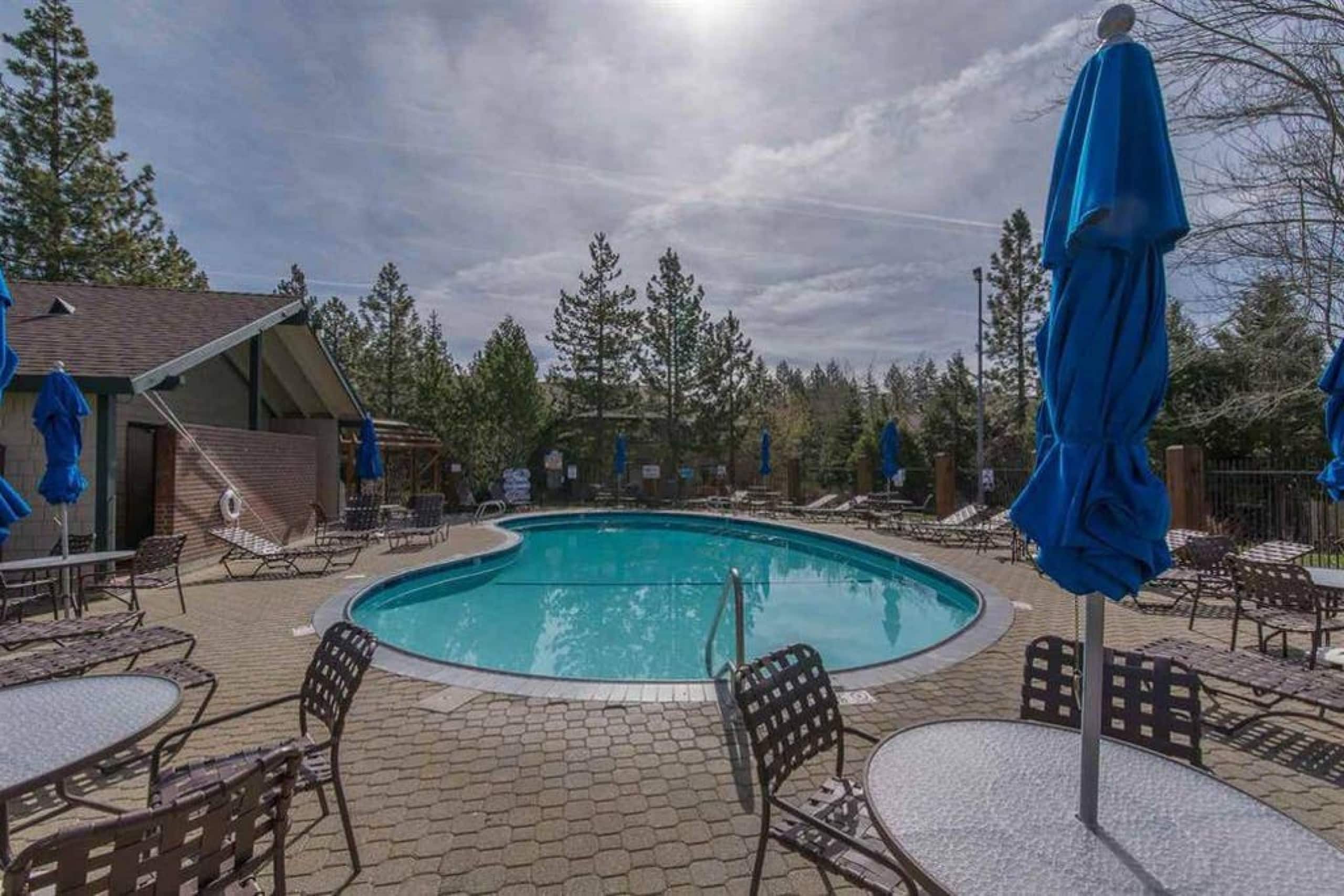 Ski-in Access to 3 Resorts, Pools & Lake Nearby - Photo 1