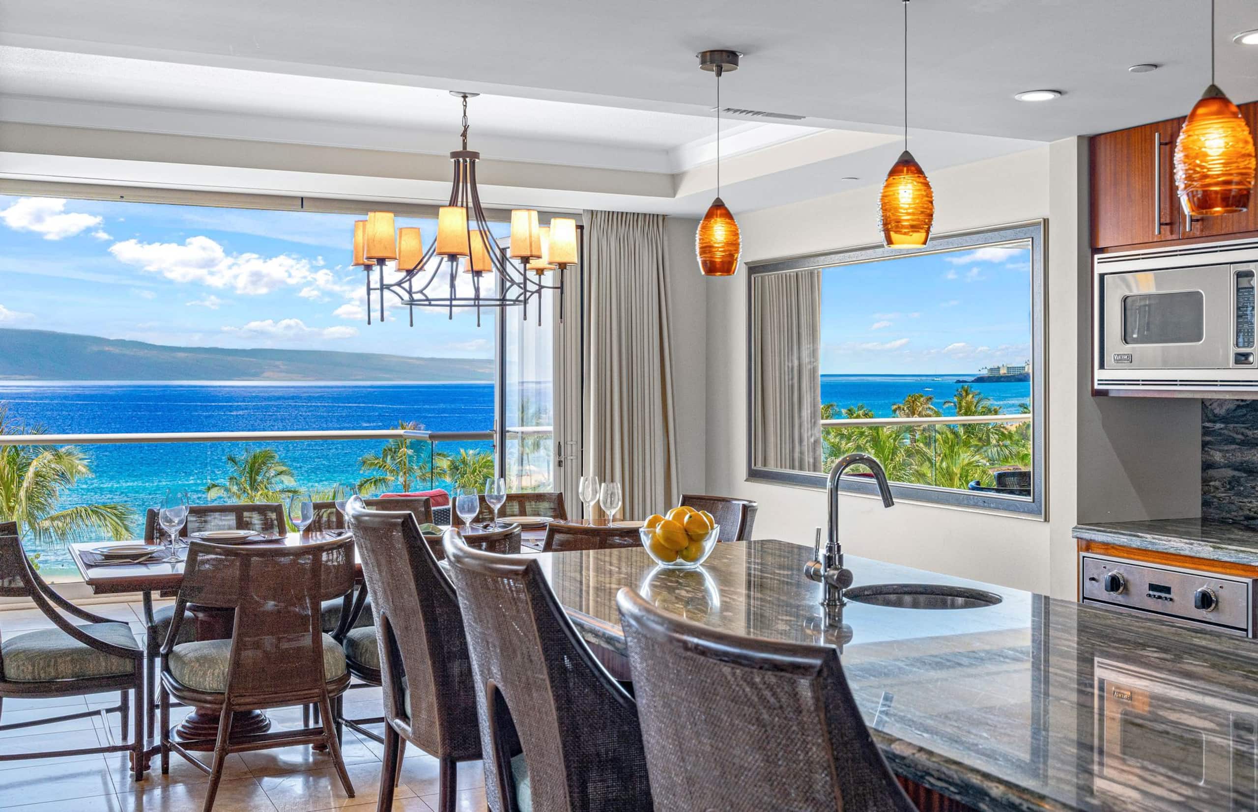 Condo in Lahaina · ★5.0 · 3 bedrooms · 3 beds · 3 baths - Image 14