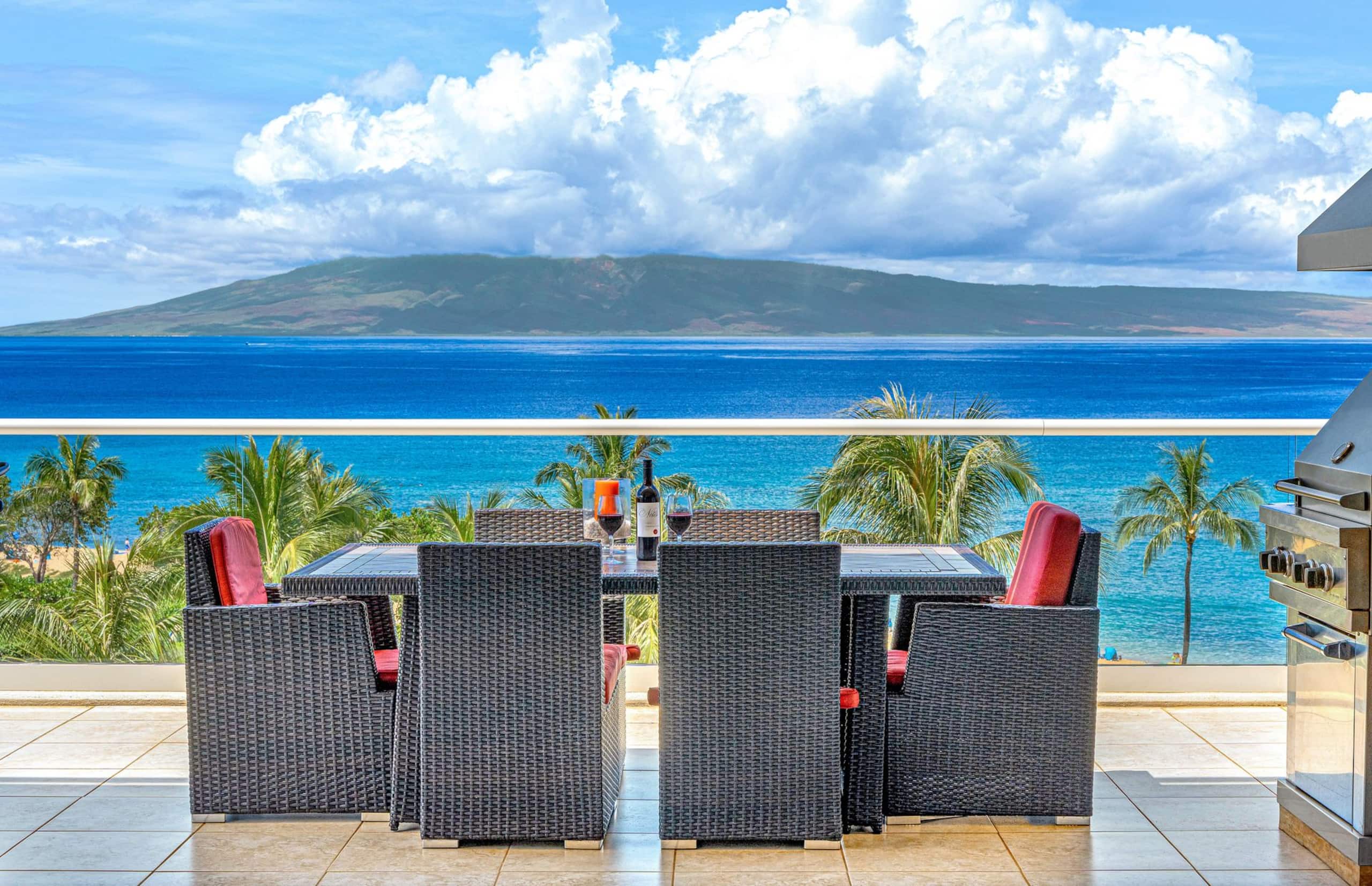 Condo in Lahaina · ★5.0 · 3 bedrooms · 3 beds · 3 baths - Image 1