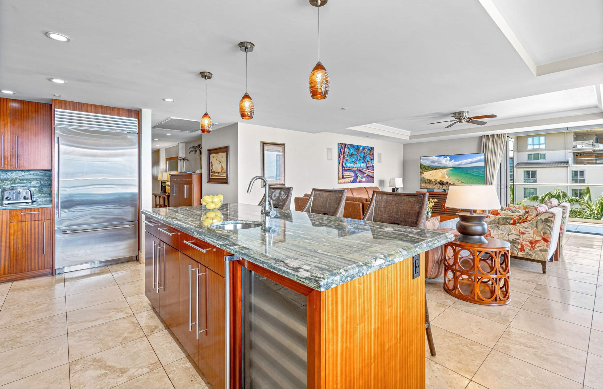 Condo in Lahaina · ★5.0 · 3 bedrooms · 3 beds · 3 baths - Image 15