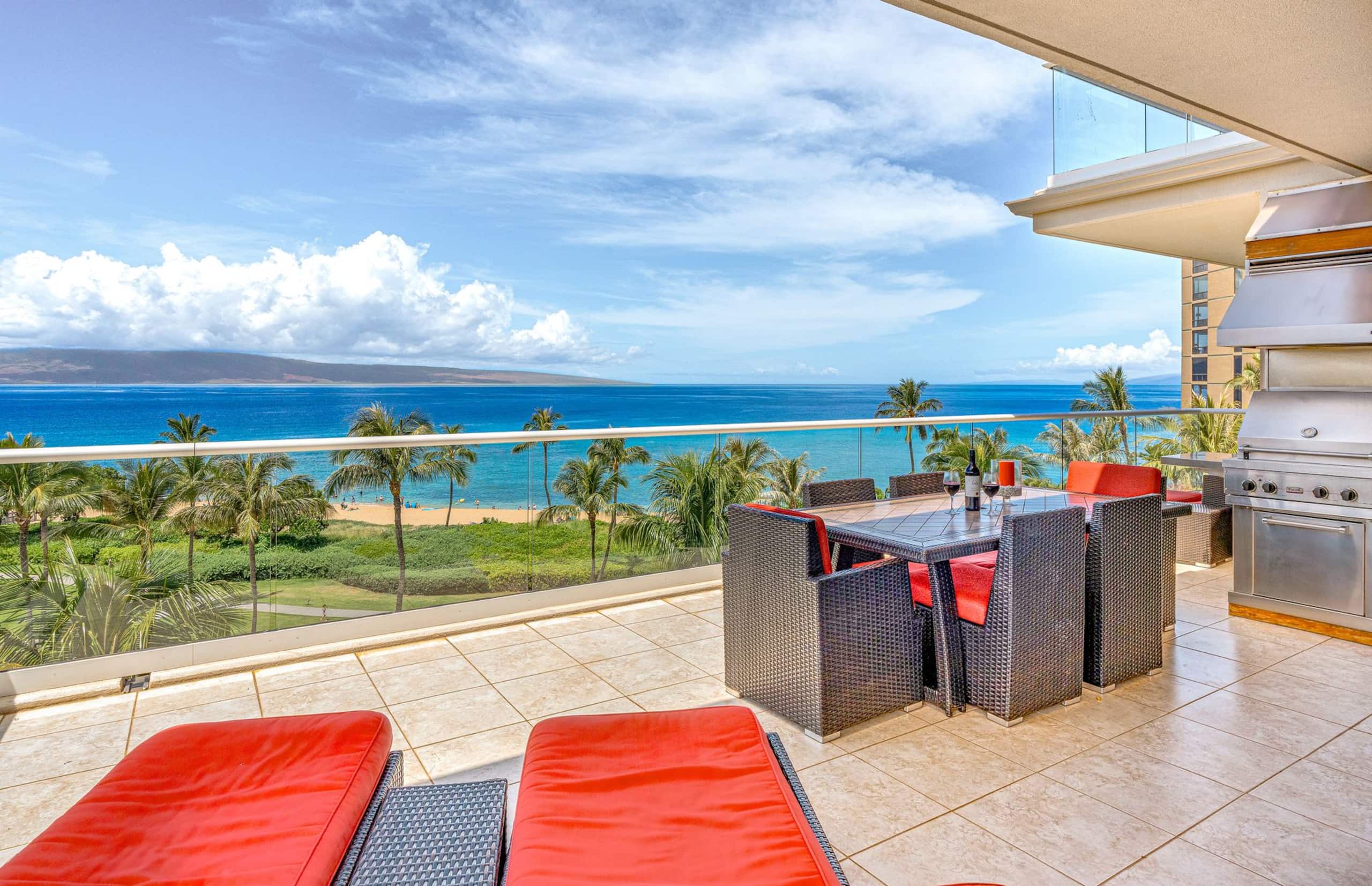 Condo in Lahaina · ★5.0 · 3 bedrooms · 3 beds · 3 baths - Image 2