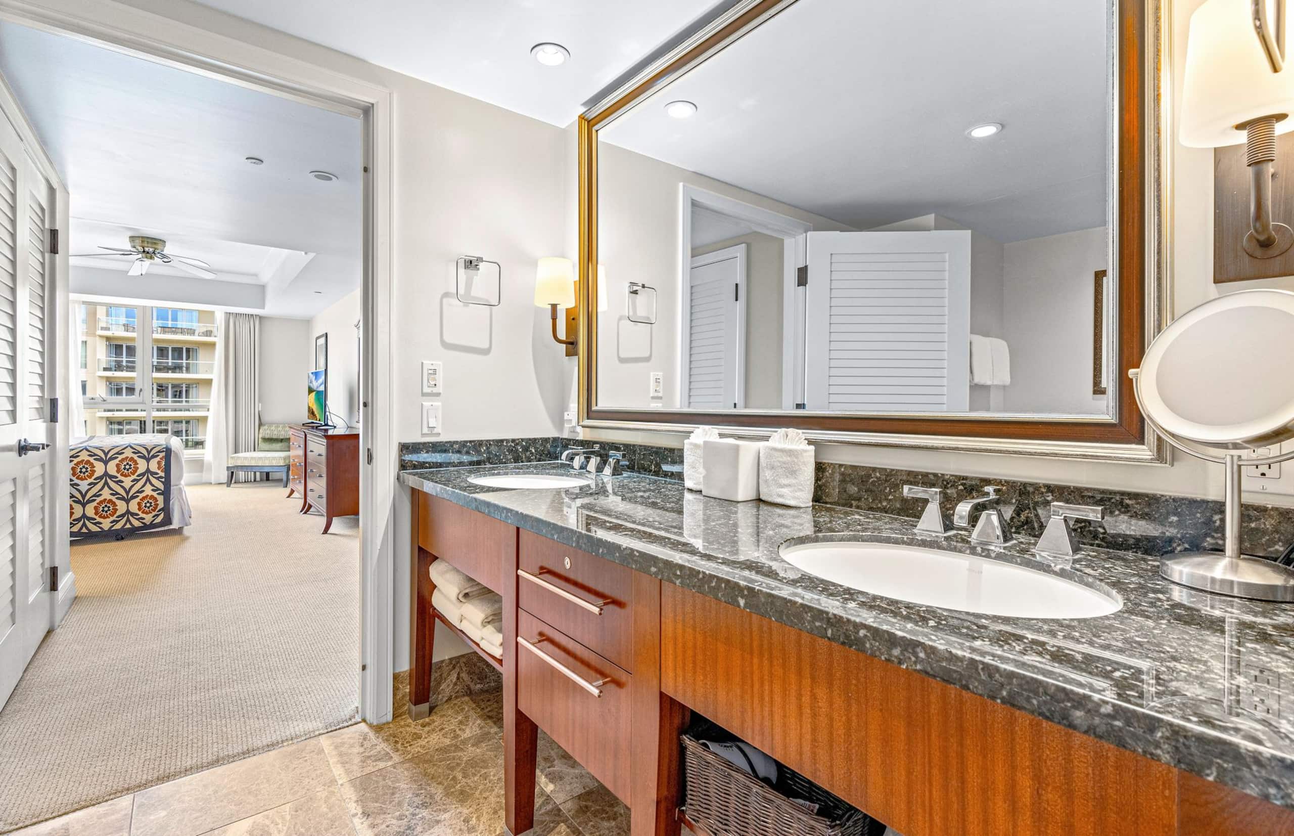 Condo in Lahaina · ★5.0 · 3 bedrooms · 3 beds · 3 baths - Image 29