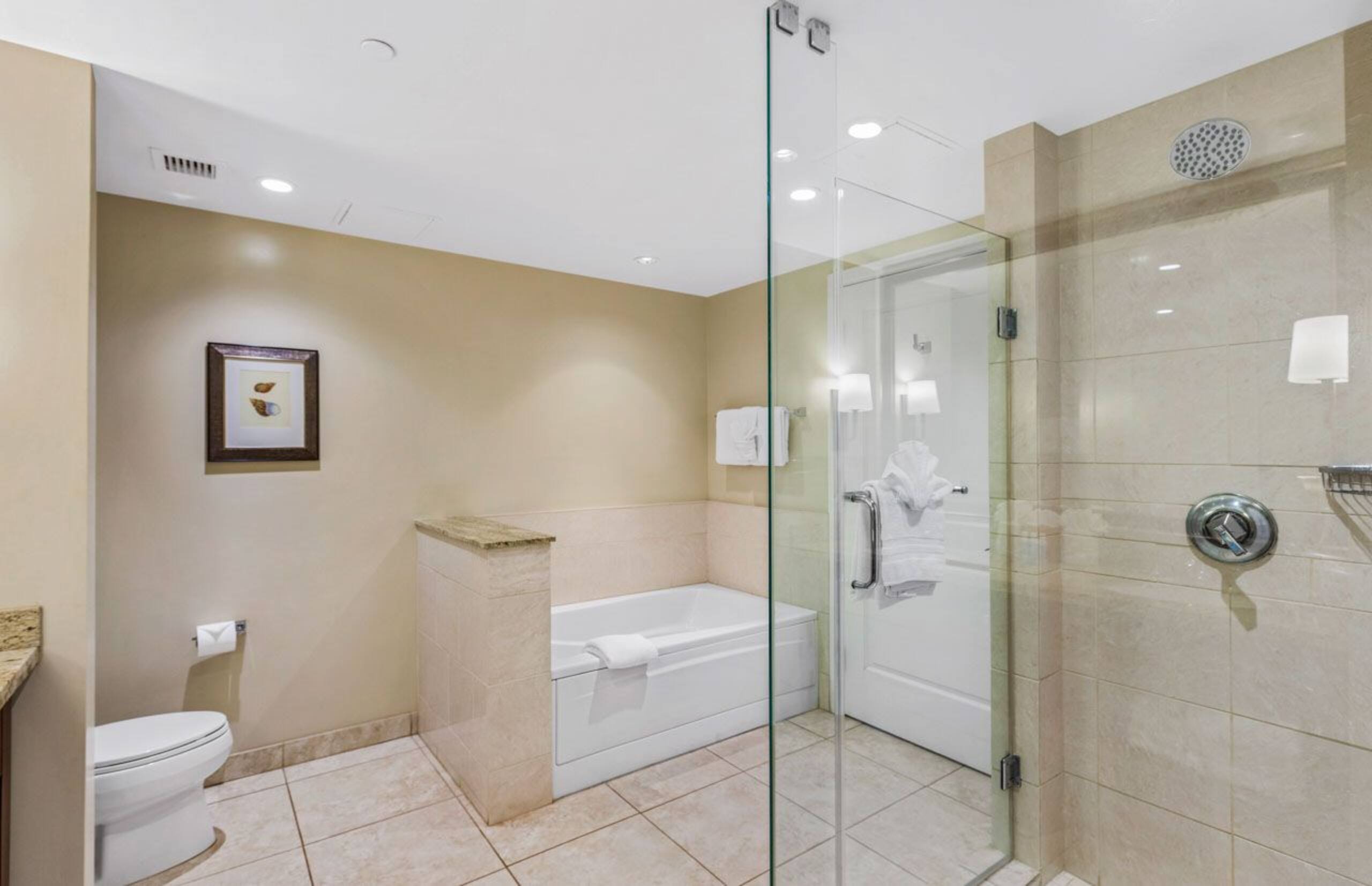 Condo in Lahaina · ★4.64 · 1 bedroom · 2 beds · 1 bath - Image 19