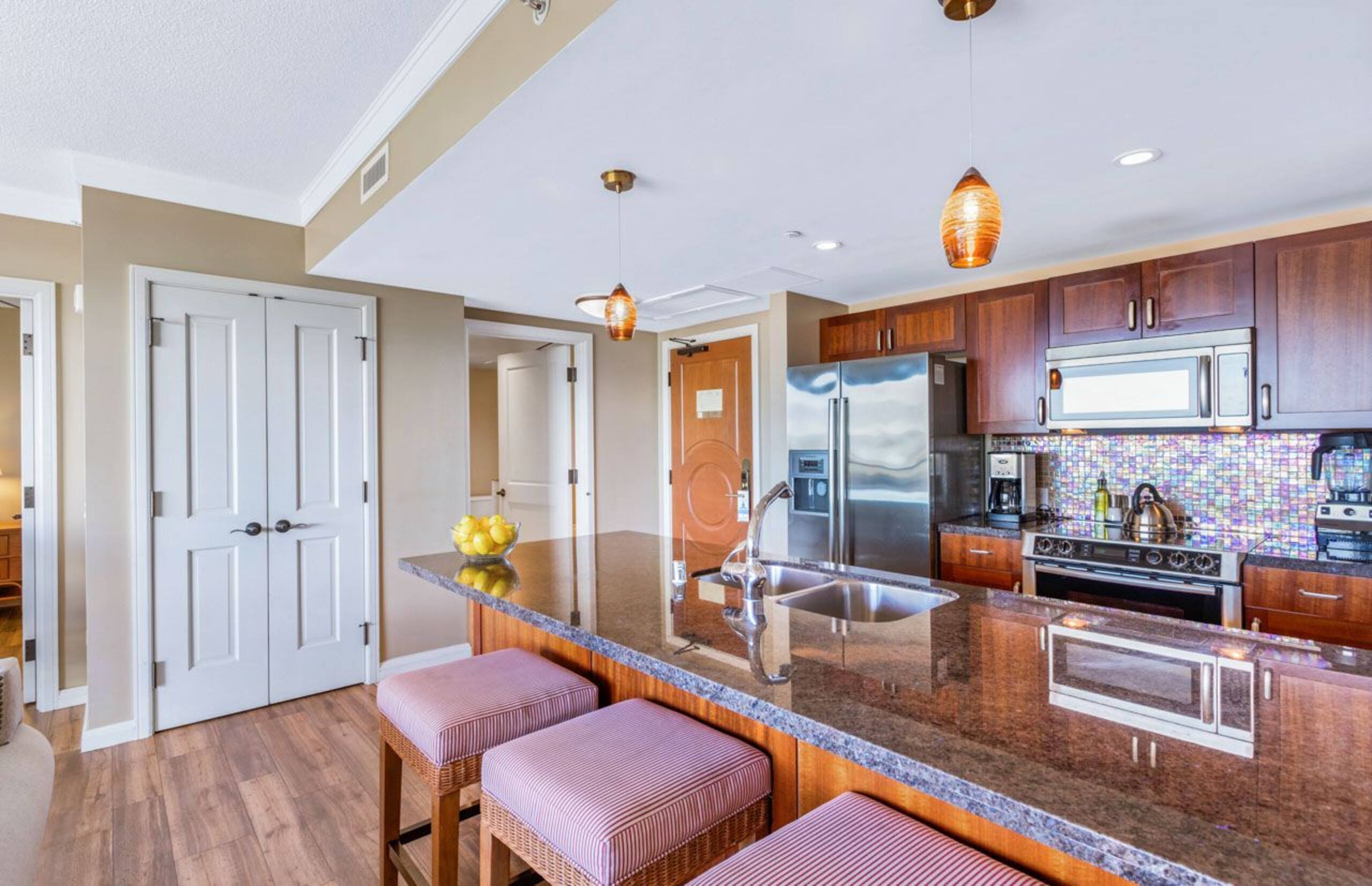 Condo in Lahaina · ★4.64 · 1 bedroom · 2 beds · 1 bath - Image 7