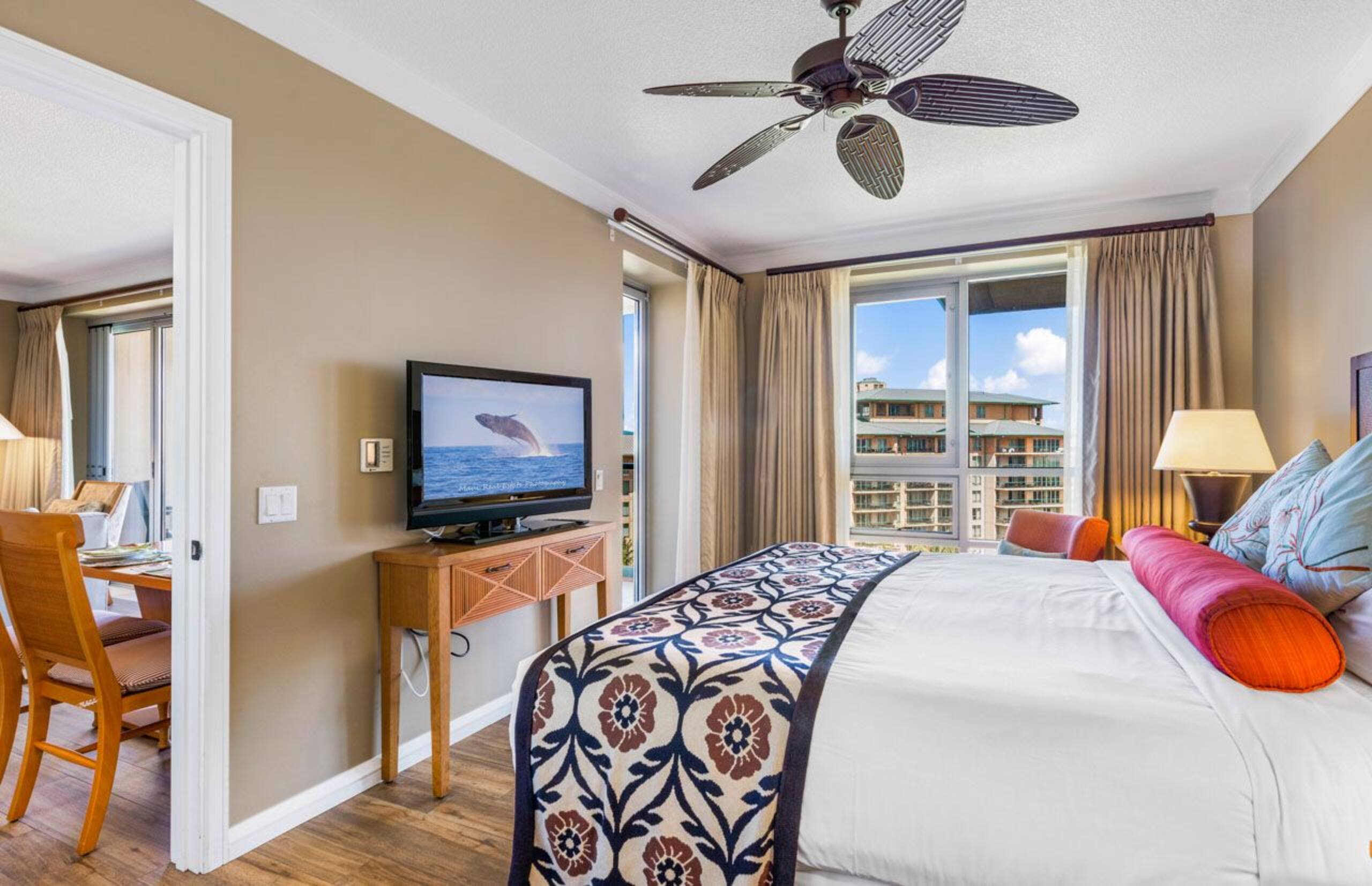 Condo in Lahaina · ★4.64 · 1 bedroom · 2 beds · 1 bath - Image 14
