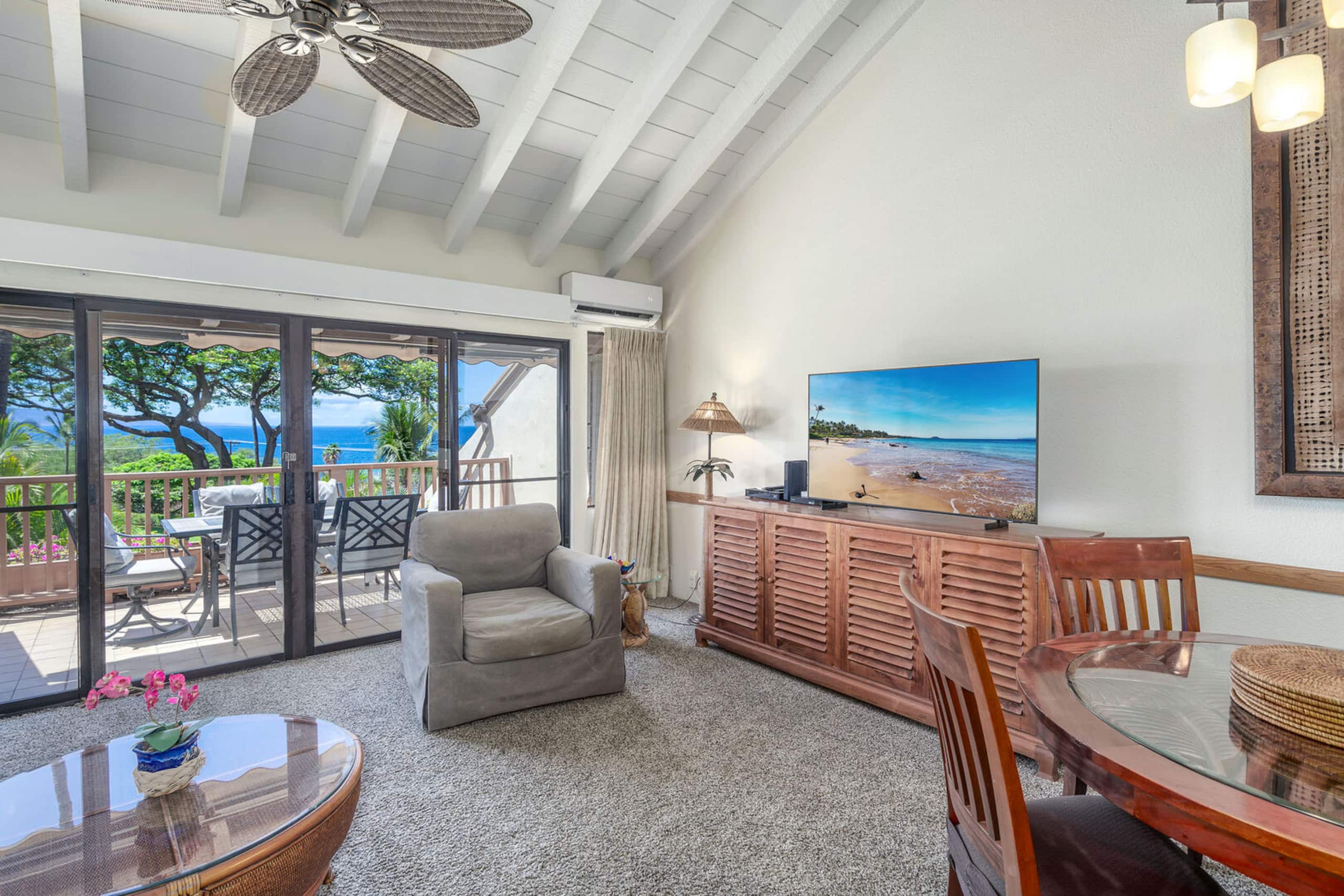 Condo in Kihei · ★4.84 · 2 bedrooms · 3 beds · 2 private baths - Image 2