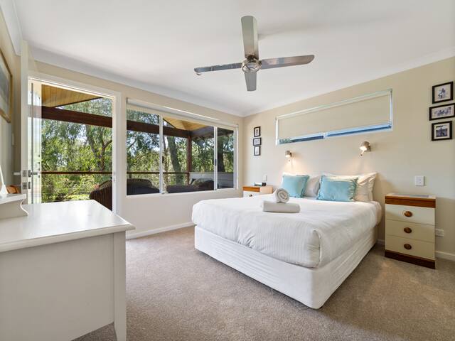 Sand Castle—Beach Bliss, Expansive Alfresco Living gallery image 5