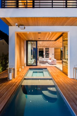 Chic Venice Beach House with Private Pool