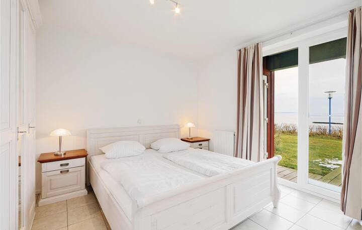 Awesome apartment in Rechlin with sauna