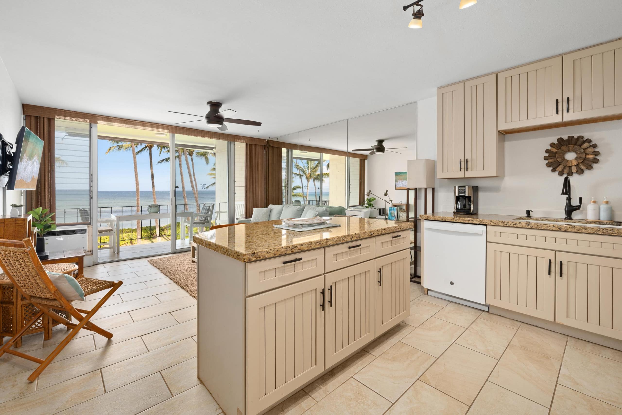 Condo in Kihei · ★4.92 · 1 bedroom · 1 bed · 1 private bath - Image 3