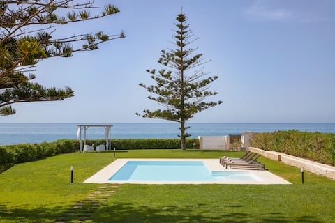 Sea Home - amazing beachfront property