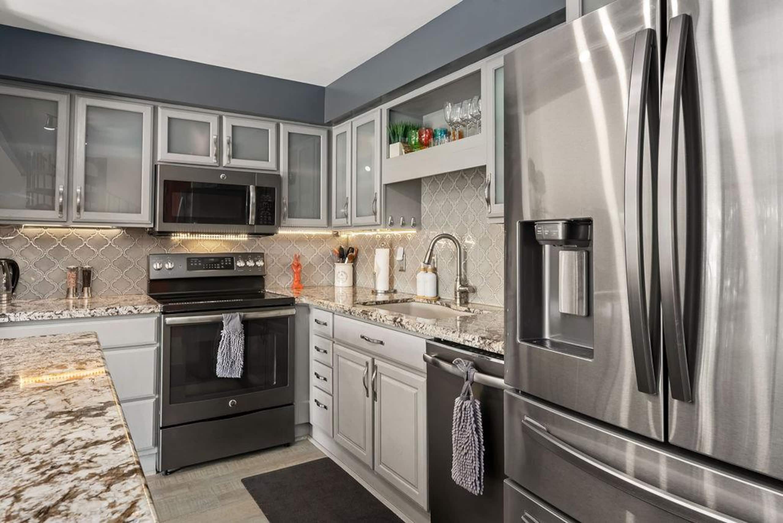 Condo in Kihei · ★4.95 · 2 bedrooms · 2 beds · 2 private baths - Image 42