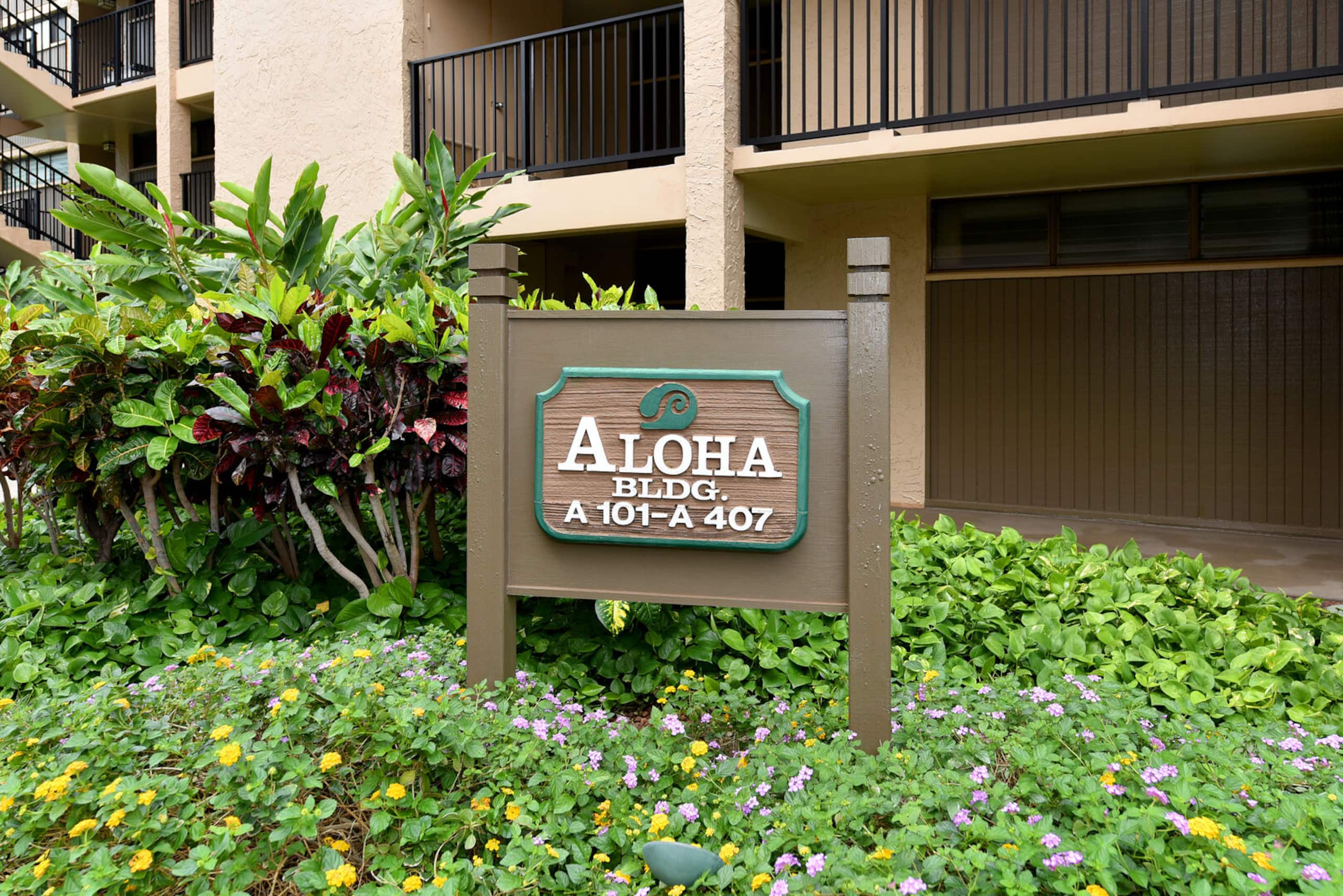 Condo in Lahaina · ★4.89 · 1 bedroom · 1 bed · 1 private bath - Image 16