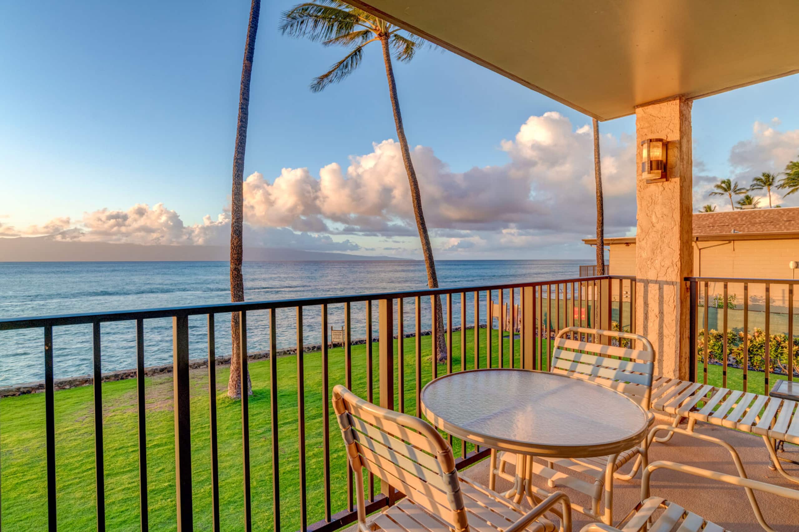 Condo in Lahaina · ★4.89 · 1 bedroom · 1 bed · 1 private bath - Image 2