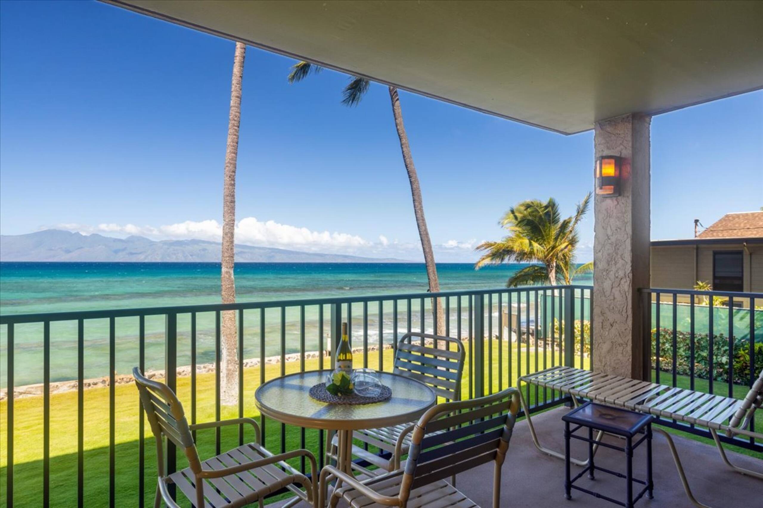 Condo in Lahaina · ★4.89 · 1 bedroom · 1 bed · 1 private bath - Image 3