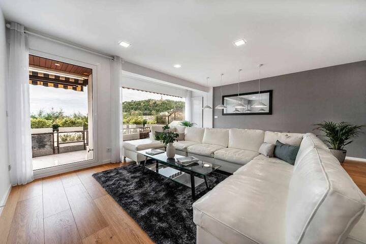 La Concha Best View by DonosRent gallery image 2