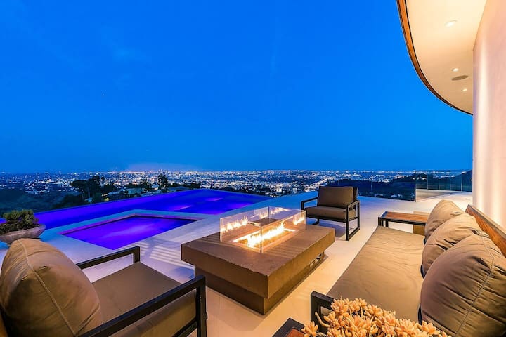 Rouge Elite gallery image 3