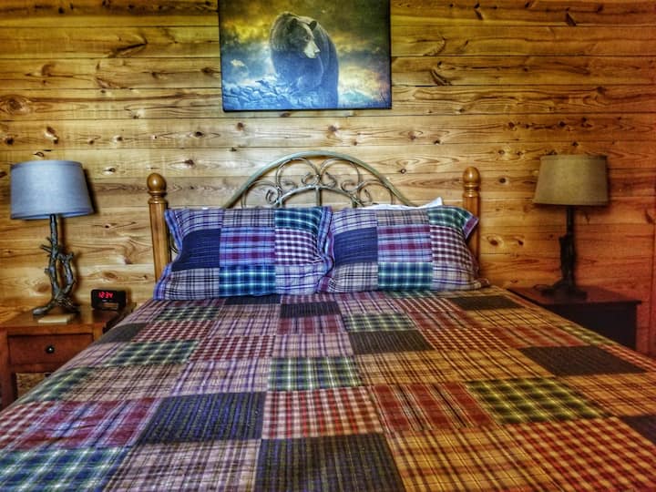 Eula Mae- Ocoee River Cabin Rentals