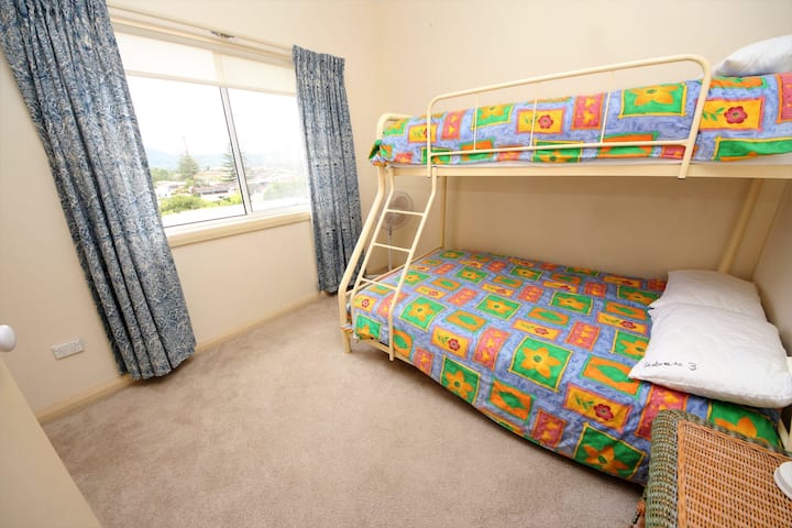 საძინებელი 2